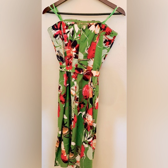 (Size 14) New York and Co. Green Floral Linen Dress - Picture 2 of 4